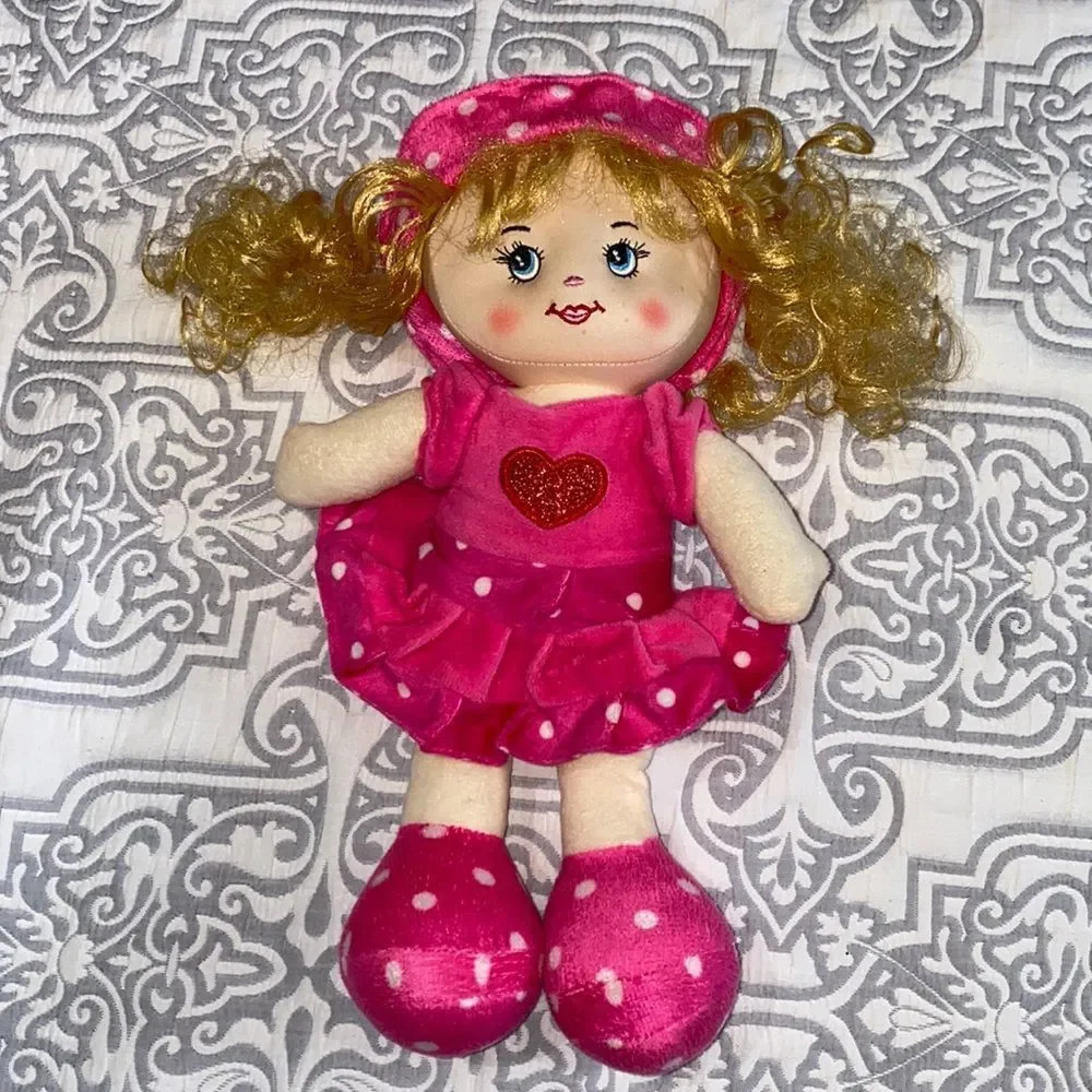 Soft doll toy